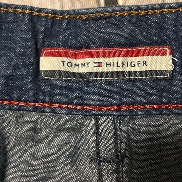 𝅺tommy Hilfiger 2-Pocket  Front Button Blue Denim Skirt size 6 - Picture 5 of 6